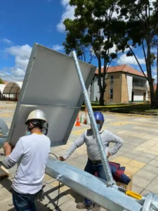 Montaje Poste Inteligente